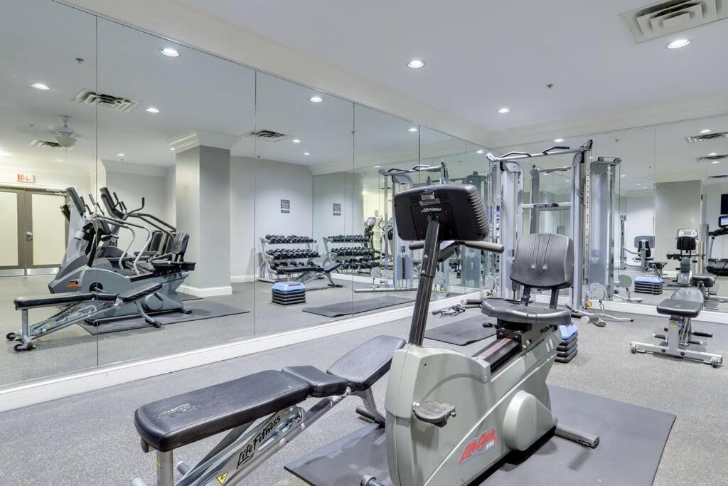 Sensational 1 Bedroom Condo At Ballston Place With Gym Arlington Luaran gambar